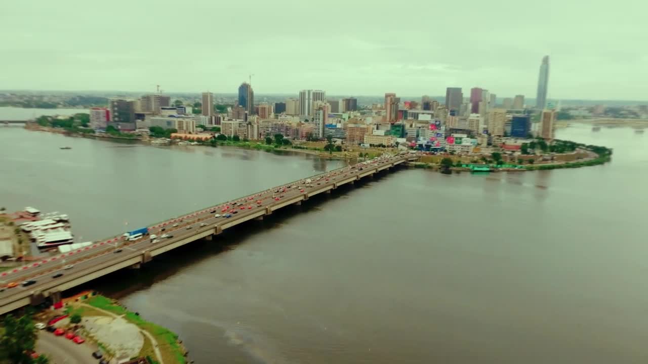 La Fouine _ Himra – Légendes (Clip Officiel) thumbnail