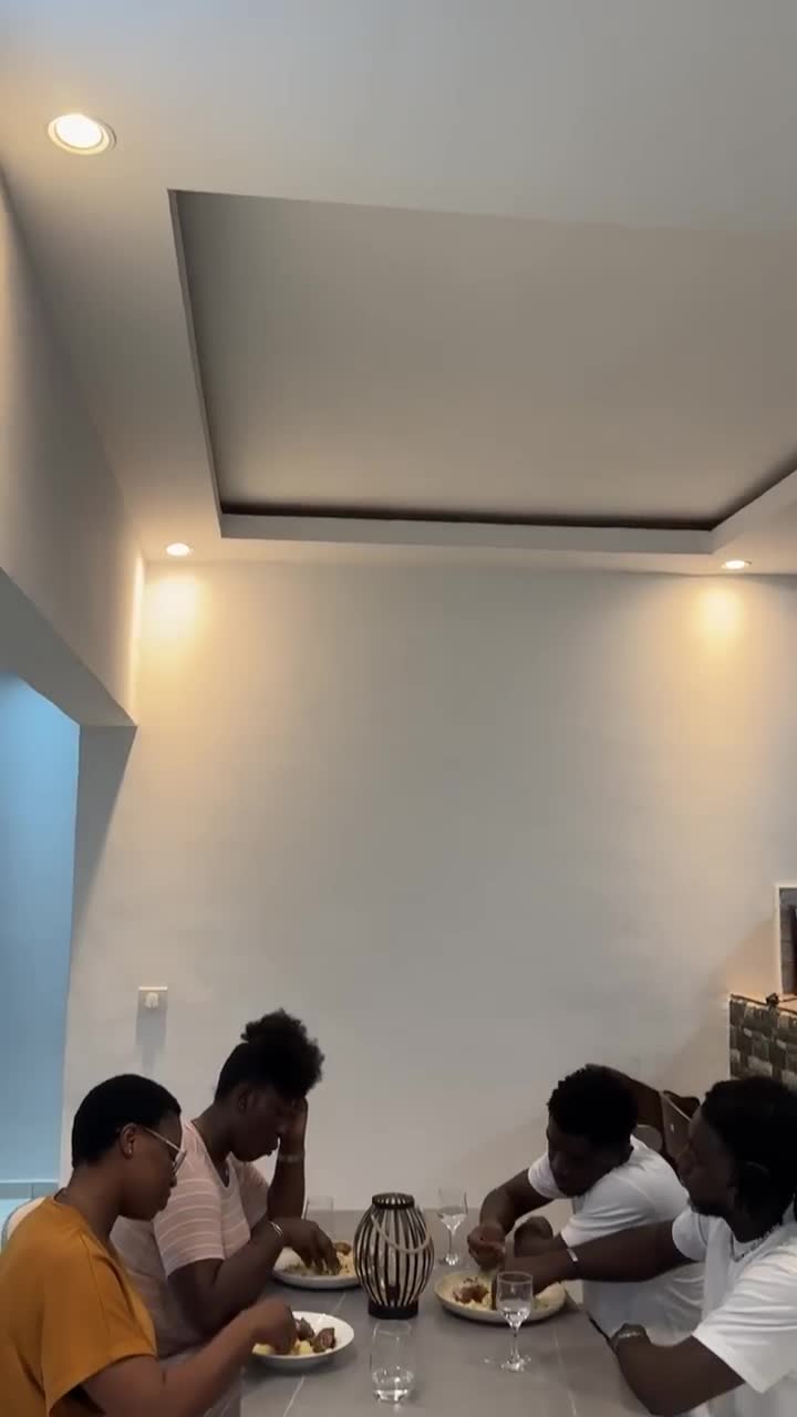 Les âmes sœurs .mp4 thumbnail